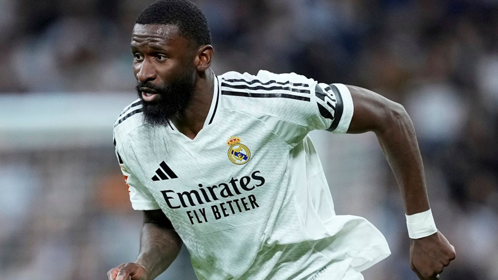 AS : Rudiger a repris l'entraînement sur gazon et devrait revenir sur le terrain après la compétition internationale.