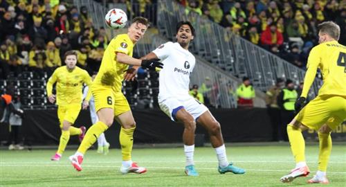 Will Grimmt contre Maccabi Tel-Aviv