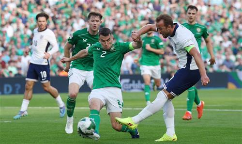 Irlande contre Ankh